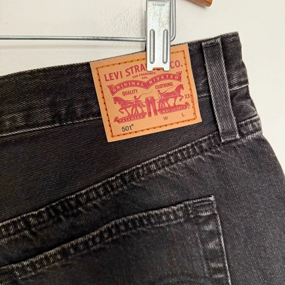 Levi's‎ Womens 501 Original short Lunar Black Size 33